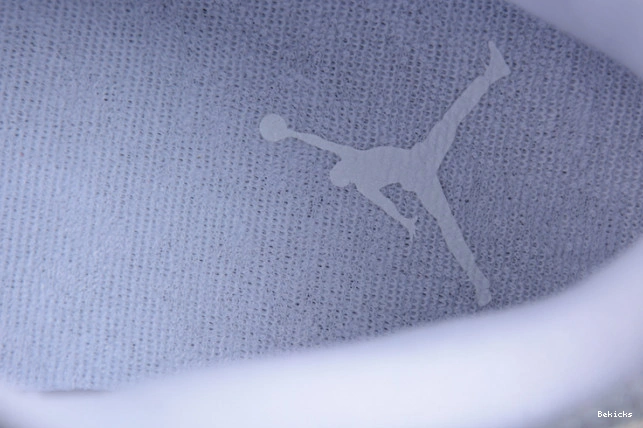 Cheap BK jordan white 136064-111 retro 3 air triple 1119